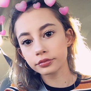 Meet your Posher, Jade